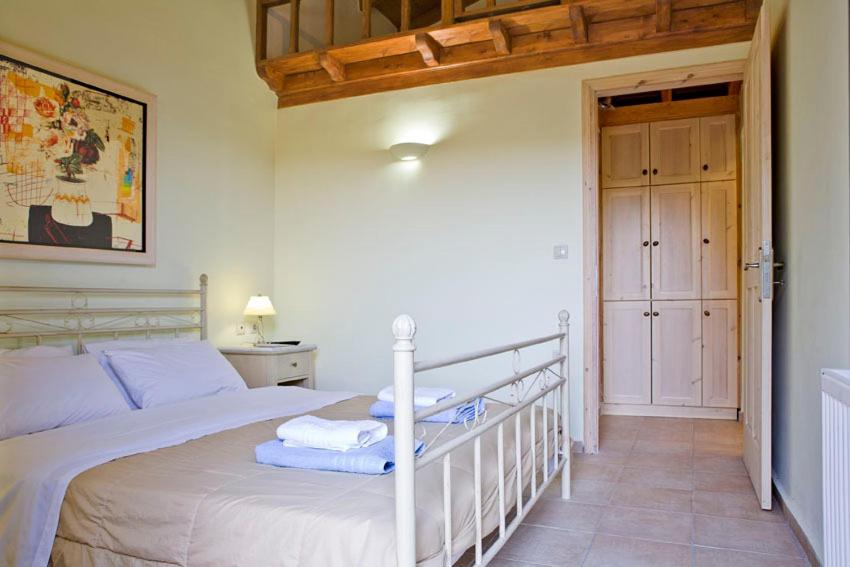 Agathes Traditional Houses Kastellos Room photo