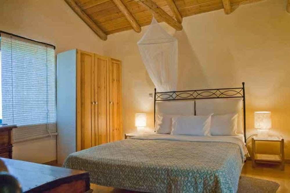 Agathes Traditional Houses Kastellos Exterior photo